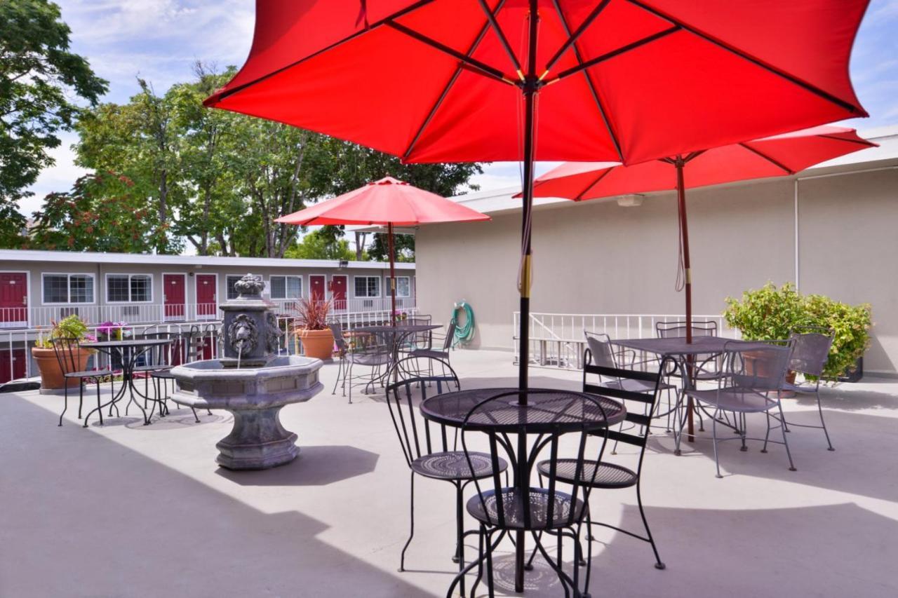 Campus Inn & Suites Eugene Downtown Dış mekan fotoğraf